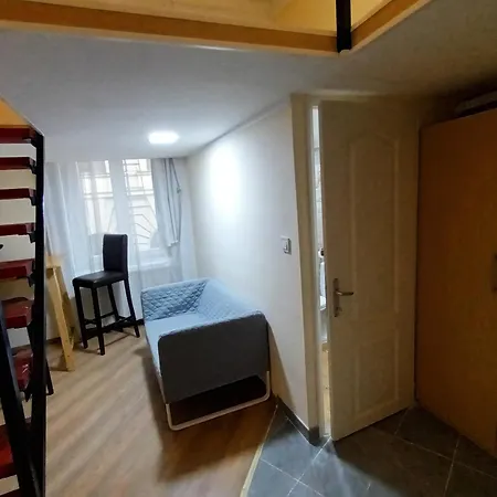 Melden Budapest
