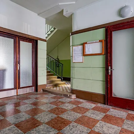 Apartment Dohany Luxury By Stn