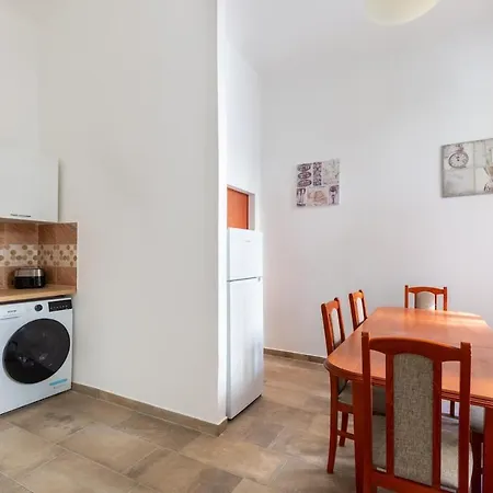 Kz10g Kazinczy Utca 6 Guests Budapeszt