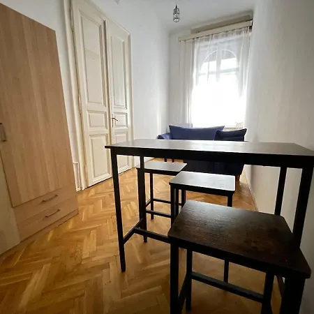 Near Urania Apartment Budapest