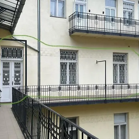 Apartment Capuccino Over The Centre