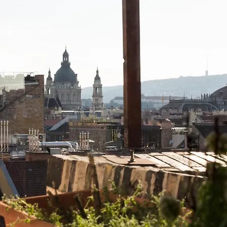 Capuccino Over The Centre Apartment Budapest