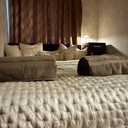 Vaci Corso Apartment *