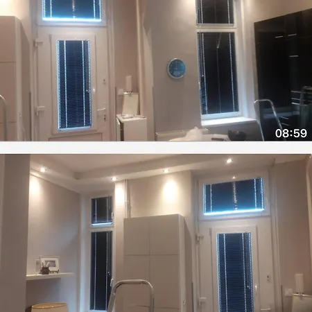 Budapest, Graf Teleki Laszlo Apartment *