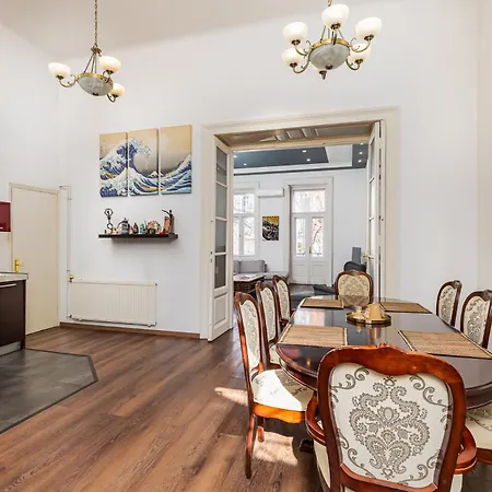 Venus - Broadway I Apartment