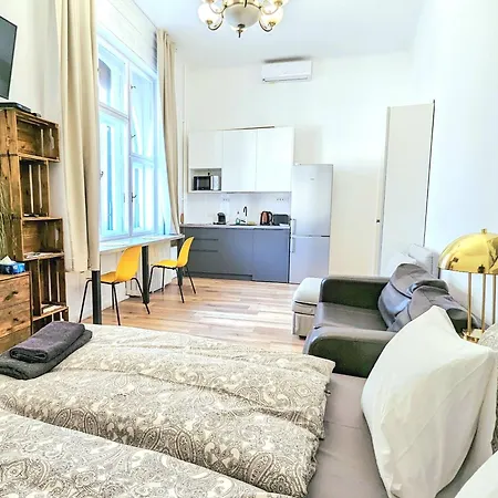 Apartment 1nk *
