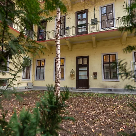 Duna Centrum 5 Apartment *