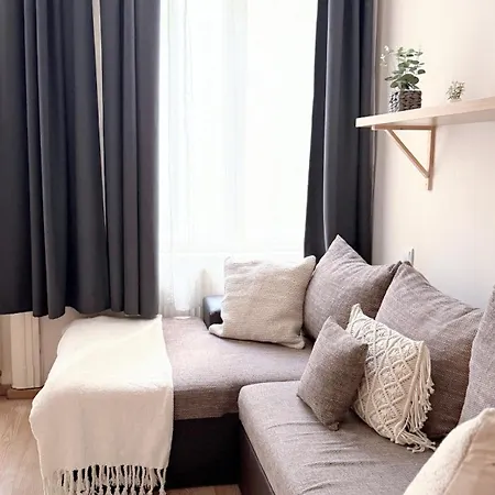 Vaci Corso Apartment