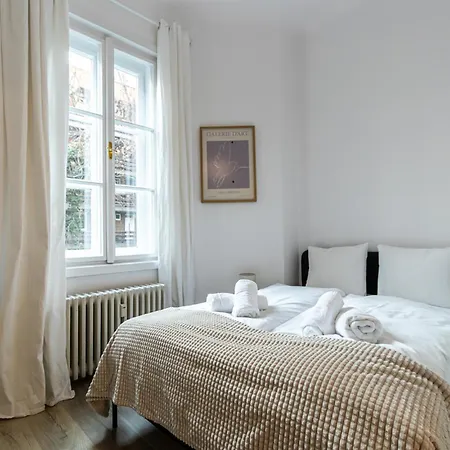 80 Sqm, 3 Bedrooms, 2 Bathrooms, New Budapest