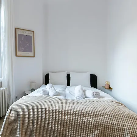 80 Sqm, 3 Bedrooms, 2 Bathrooms, New * Budapest