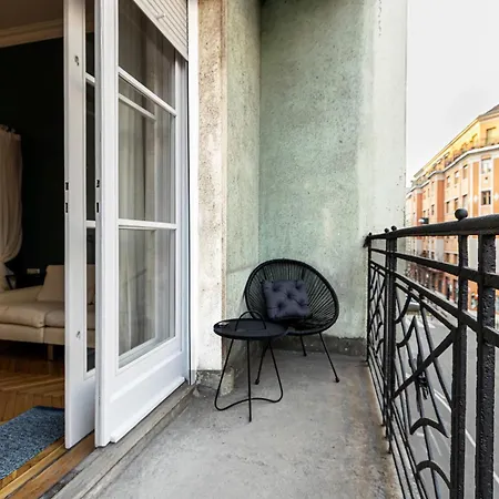 80 Sqm, 3 Bedrooms, 2 Bathrooms, New Apartment