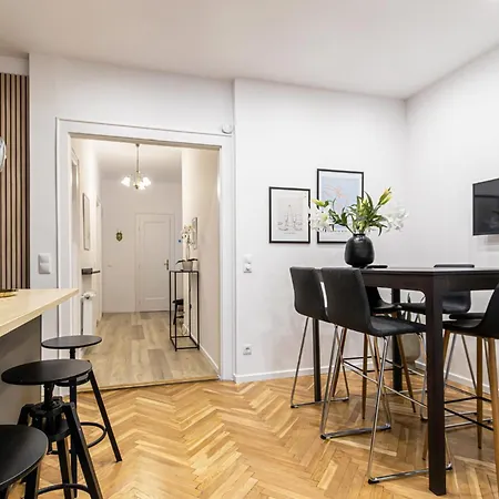 80 Sqm, 3 Bedrooms, 2 Bathrooms, New * Budapest
