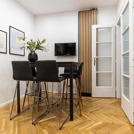 Apartment 80 Sqm, 3 Bedrooms, 2 Bathrooms, New Budapest