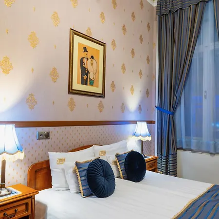 Cotton House 4*