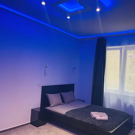 Luxury Downtown Apartment