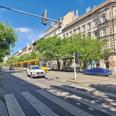Jozsef Budapest