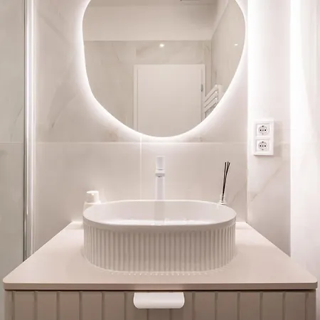 Apartment W8 - Wesselenyi Stylish - Location By Bqa Budapest