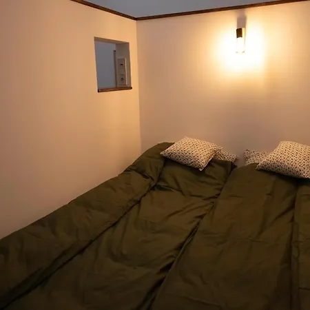 Cozy & Downtown Apartment
