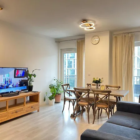 Danube 3 Beds With Big Balcony Parking 10euro A Day Apartment Budapest