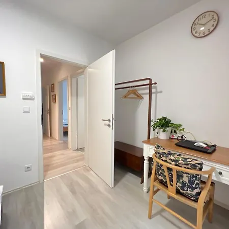 Apartment Danube 3 Beds With Big Balcony Parking 10euro A Day Budapest
