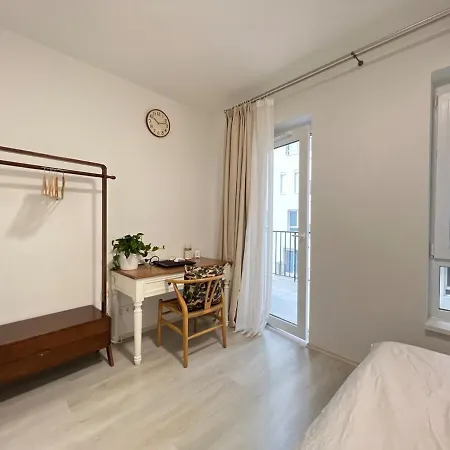Danube 3 Beds With Big Balcony Parking 10euro A Day Apartment