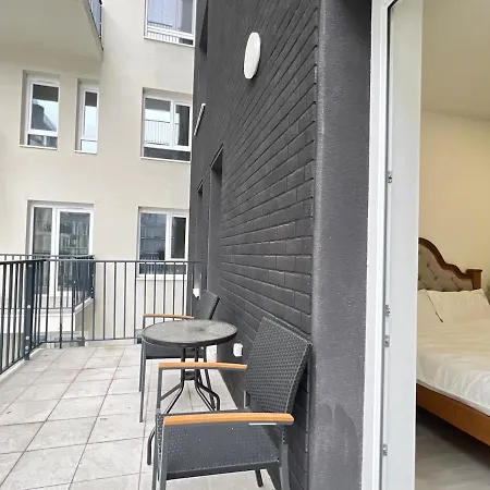 Apartment Danube 3 Beds With Big Balcony Parking 10euro A Day Budapest