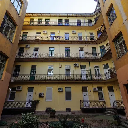 Moonlight Apartment Budapest