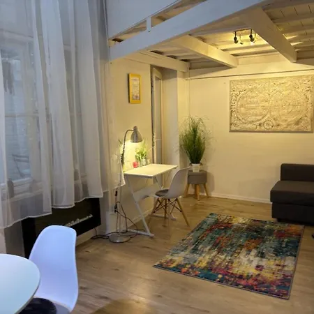 Apartment Oktogon Cozy Terrace Budapest