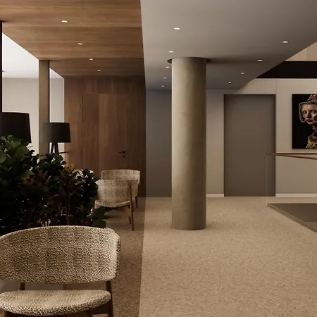 Leon & Lounge