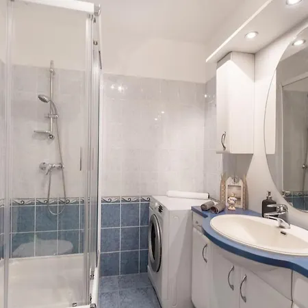 Apartment Er14 Erkel Utca 14 A - Lovely With Terrace *