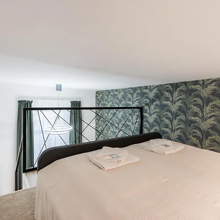 Apple Tree Apartment Budapest