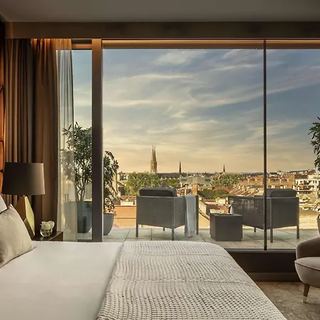 Anantara New York Palace - A Leading Of The World Hotel