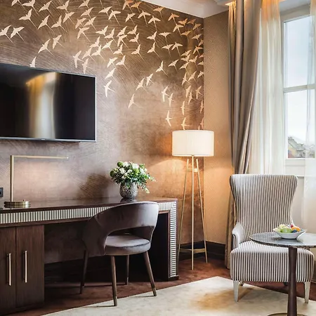 Anantara New York Palace - A Leading Of The World Hotel