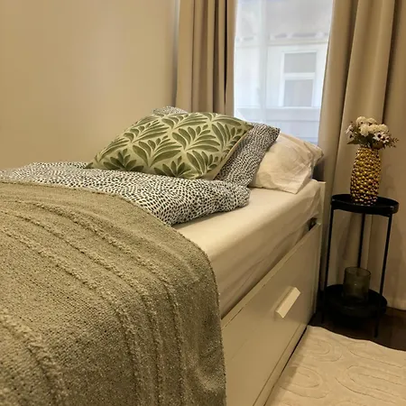 Apartman Akacfahome Center