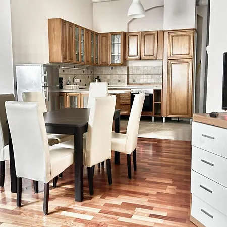 Vaci Corso Apartment Budapest