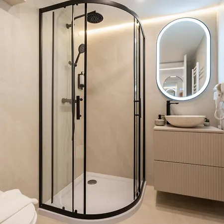 E22 - Boutique Apartments, Location By Bqa Apartment