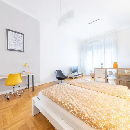 Katalin Budapest