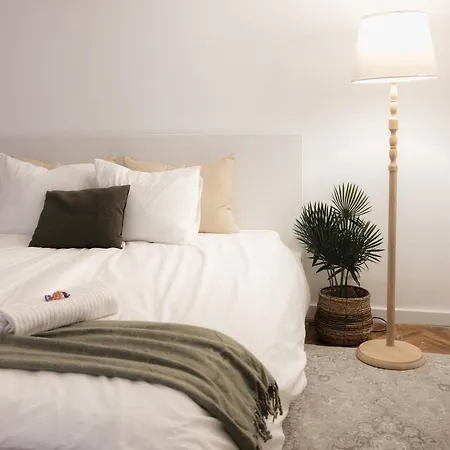 New - Golden Apartment