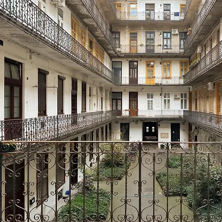 New - Golden Apartment Budapest