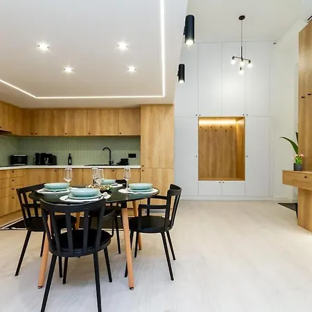 2 Bedroom W Ac Extravagant Gallery Loft By Newave Apartment