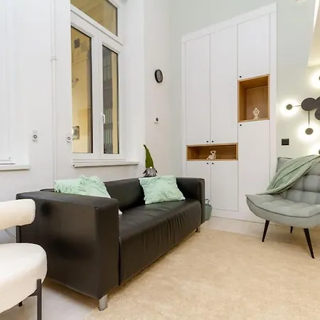 Apartment 2 Bedroom W Ac Extravagant Gallery Loft By Newave *