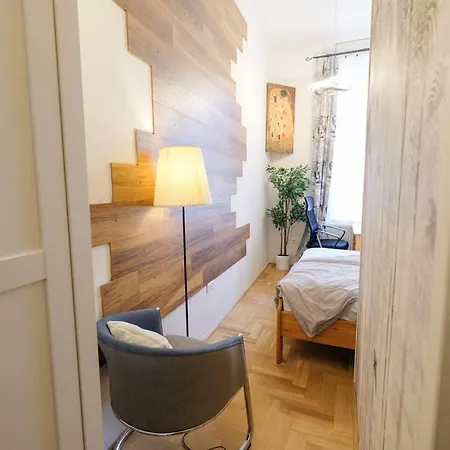 Acacia * Budapešť
