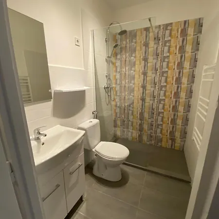 Niko's Apartment *