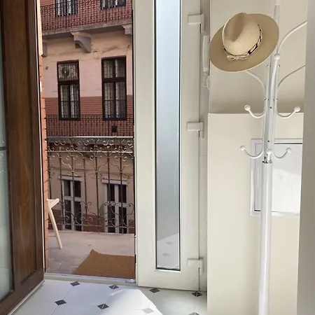 Pearl In Palace District Apartment