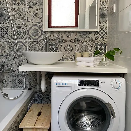 Pearl In Palace District Apartment Budapest
