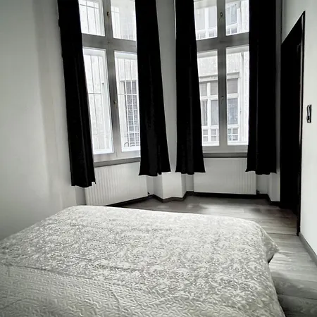 Vaci Corso Apartment