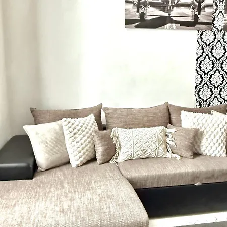 Vaci Corso Apartment