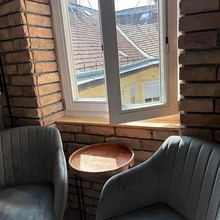 Apartment Opera