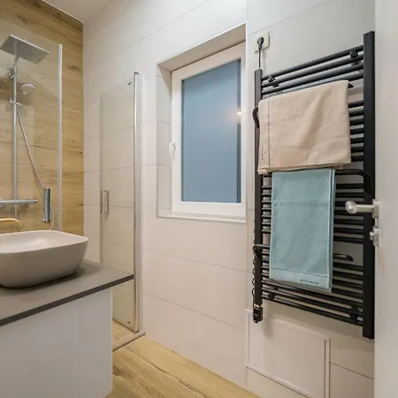 2 Bedroom 2 Bathroom Loft With Terrace By The Opera Budapest