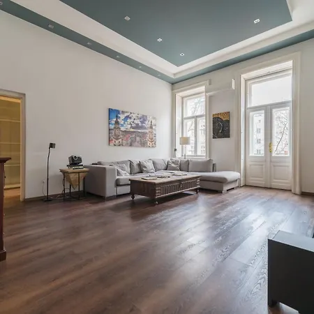 Apartment Venus - Broadway I *